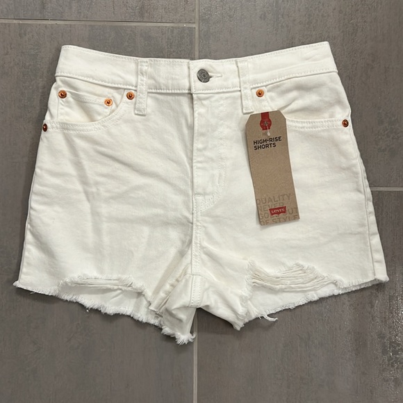 Levi’s White High Rise Shorts - Distressed Cut Off - Picture 2 of 8